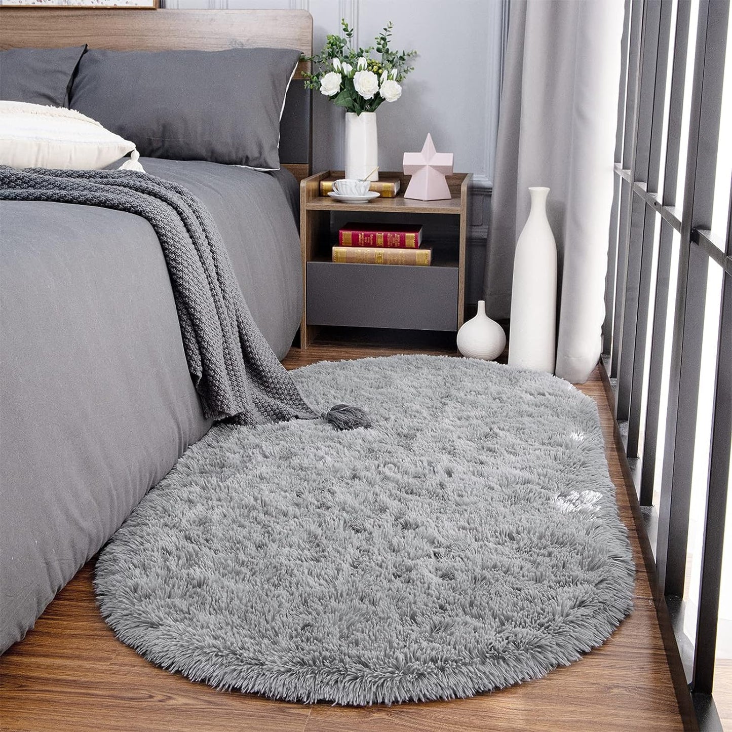 Ultra Soft Fluffy Bedroom Rugs,Shaggy Grey Area Rugs for Bedroom,Oval Throw Rugs, Kids Room Small Carpet,Living Room Runner Rug Non Slip Modern Home Decor 2.6' X 5.3'