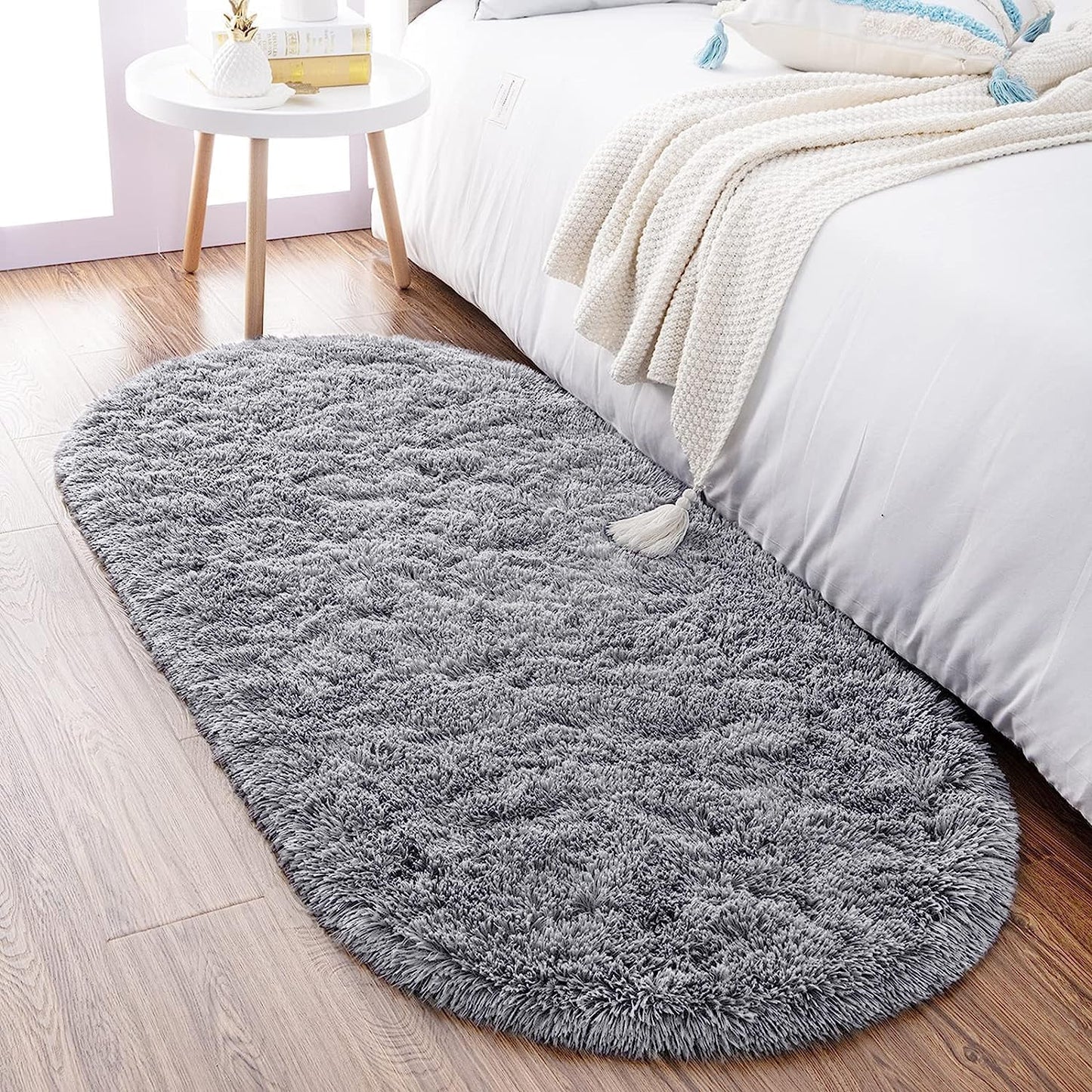 Ultra Soft Fluffy Bedroom Rugs,Shaggy Grey Area Rugs for Bedroom,Oval Throw Rugs, Kids Room Small Carpet,Living Room Runner Rug Non Slip Modern Home Decor 2.6' X 5.3'